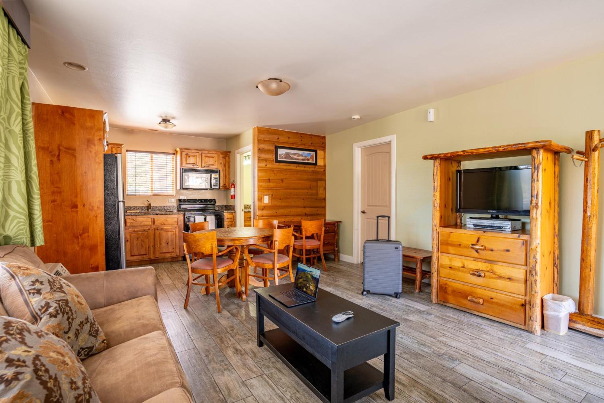 Pioneer Lodge Zion National Park-Springdale Extérieur photo